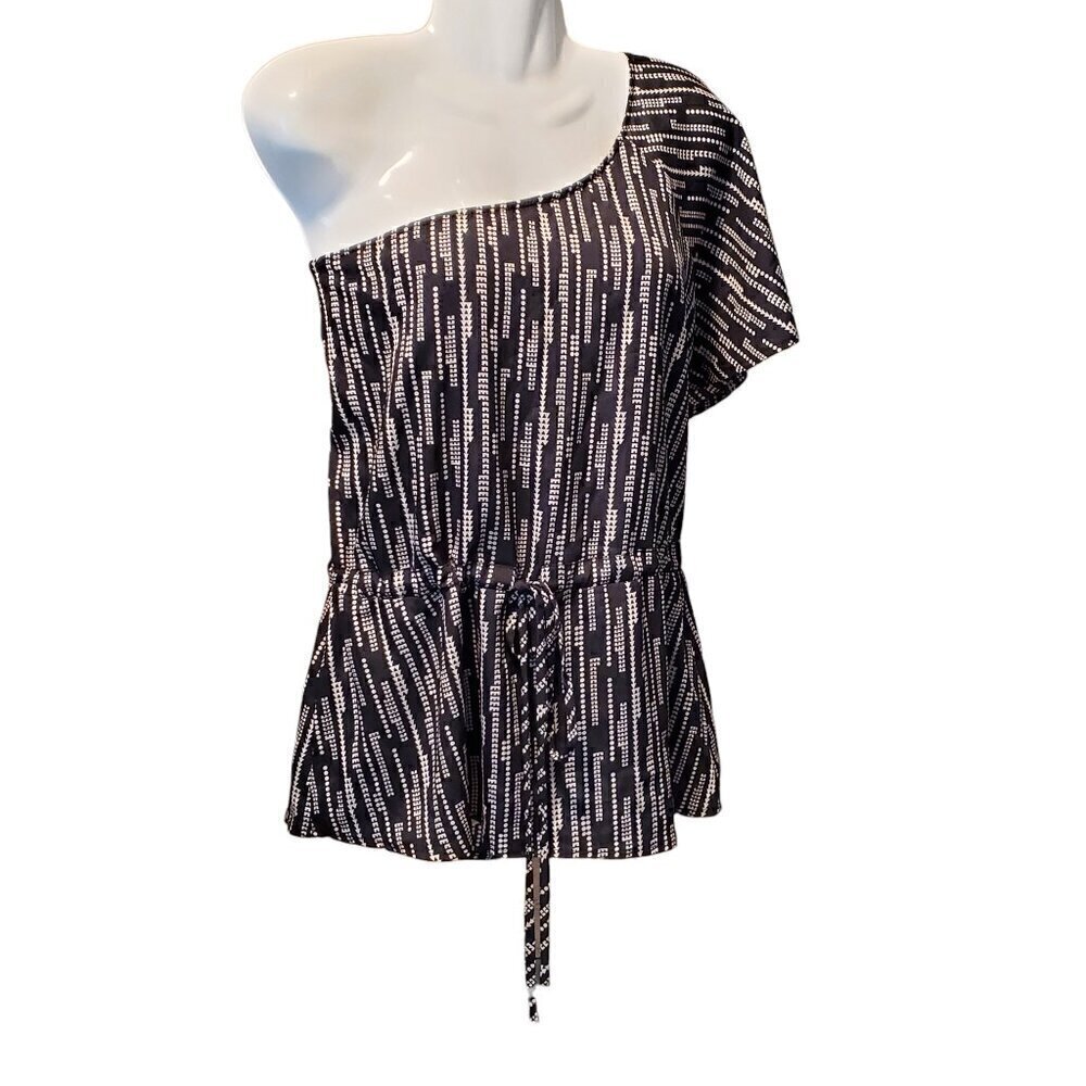 BLACK/BEIGE ONE SHOULDER TOP SIZE LARGE
